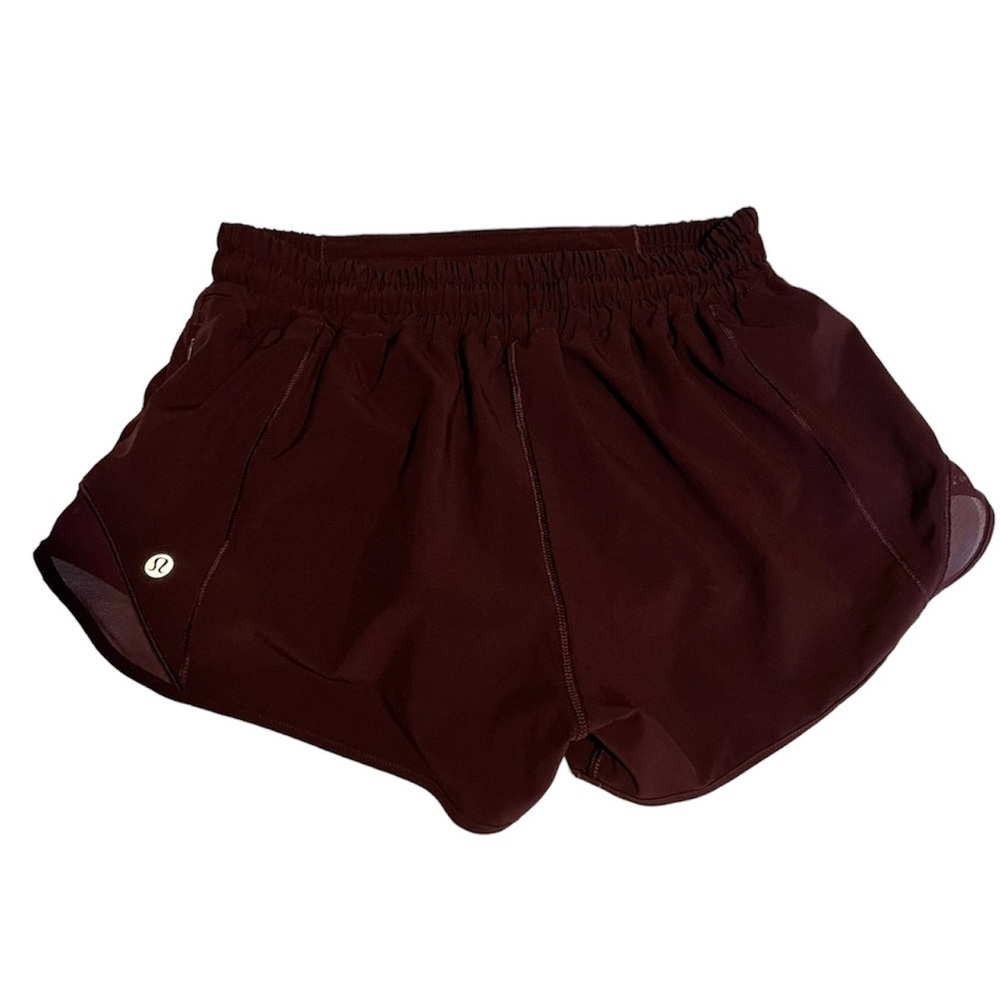 Lululemon Hotty Hot 2.5” Shorts
